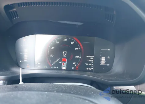 2019 Volvo Xc60 T6 Momentum z USA, uszkodzony, nr VIN LYVA22RK3KB209723